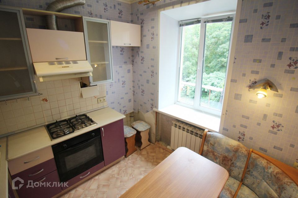 Продаётся 3-комнатная квартира, 53.3 м²