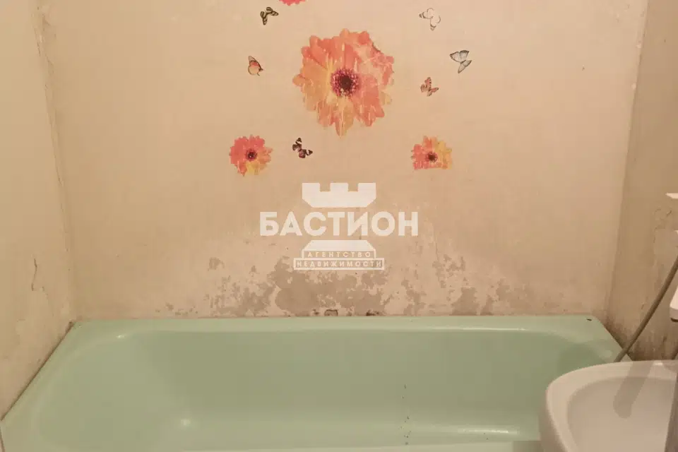 Продаётся 4-комнатная квартира, 84 м²