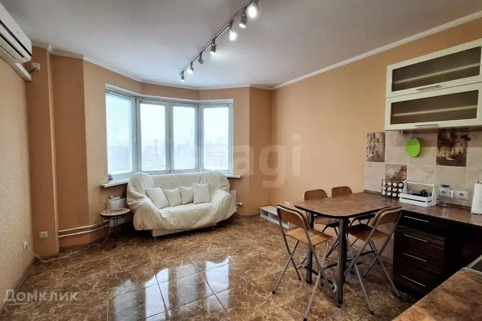 Продаётся 2-комнатная квартира, 37.3 м²