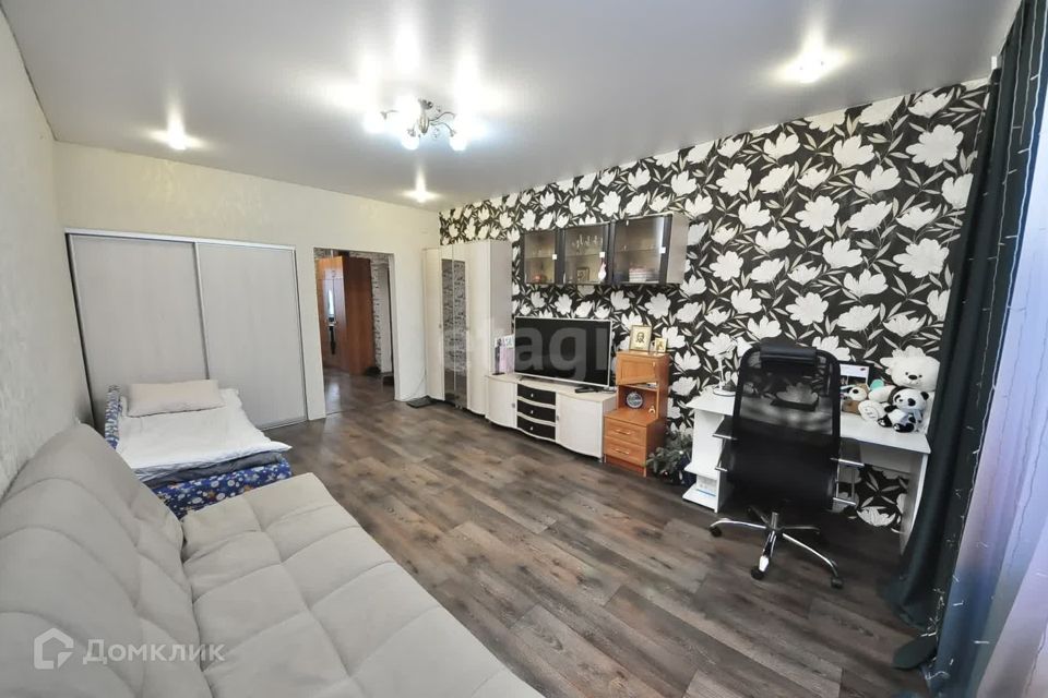 Продаётся 1-комнатная квартира, 42.2 м²