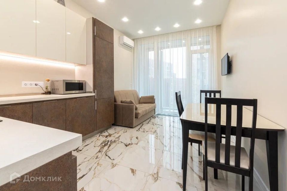Продаётся 1-комнатная квартира, 42.6 м²