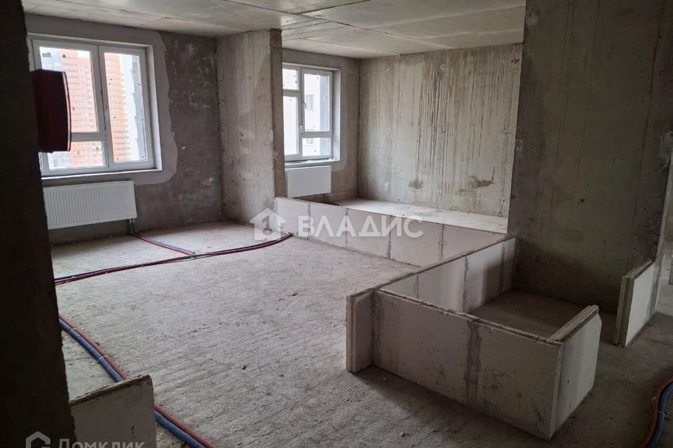 Продаётся 4-комнатная квартира, 111.9 м²