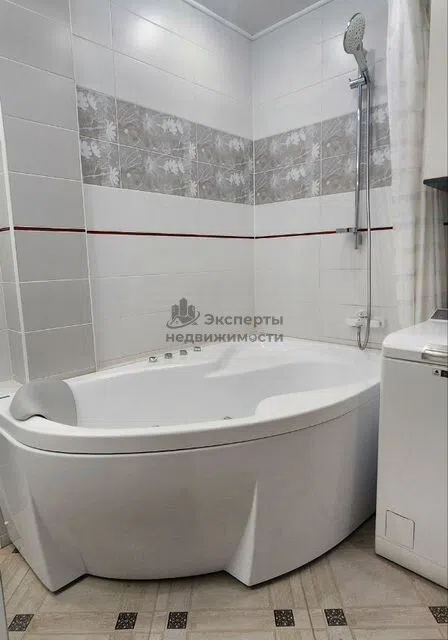 Продаётся 4-комнатная квартира, 88.5 м²