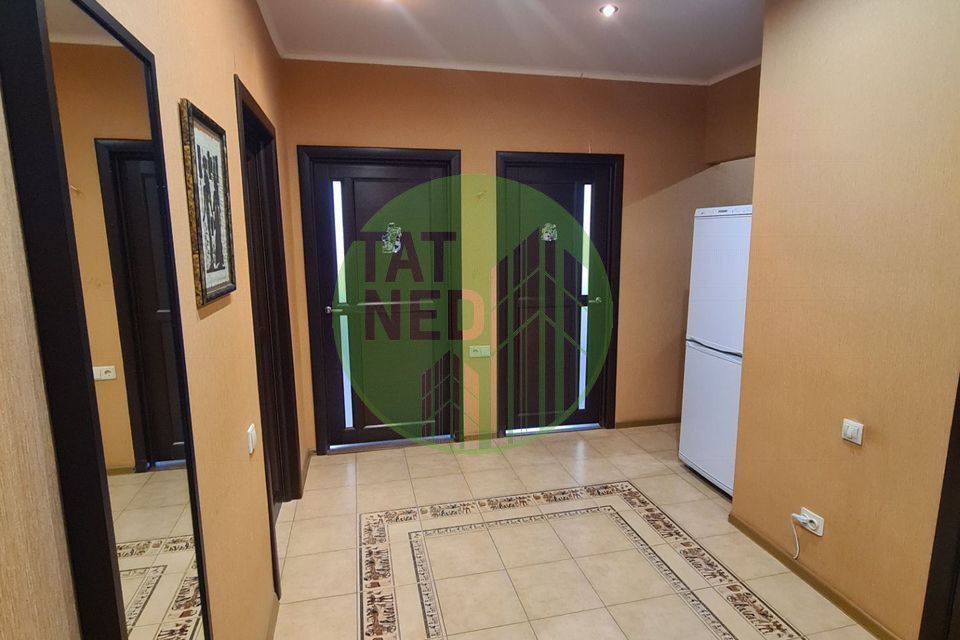 Продаётся 2-комнатная квартира, 70.1 м²