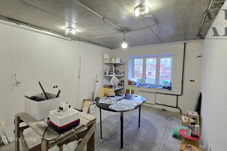 Продаётся 2-комнатная квартира, 82.4 м²