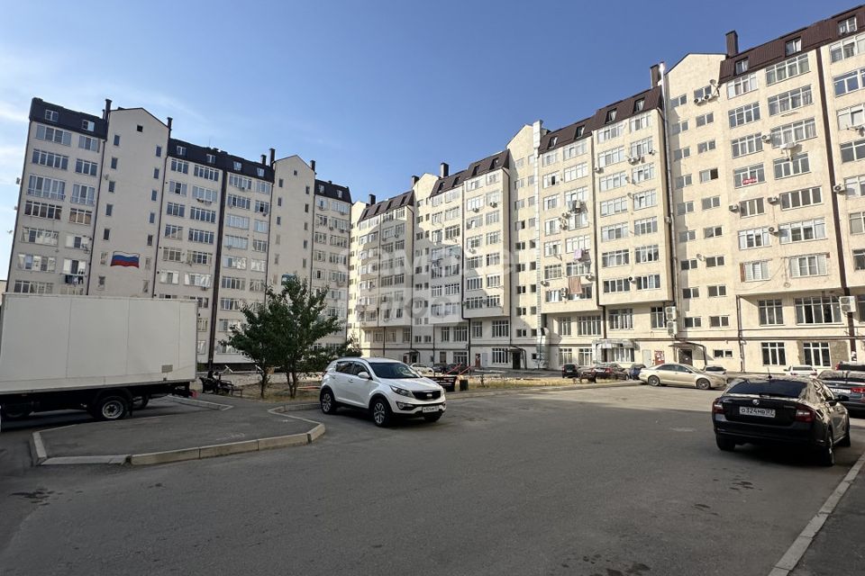 Продаётся 4-комнатная квартира, 115.6 м²