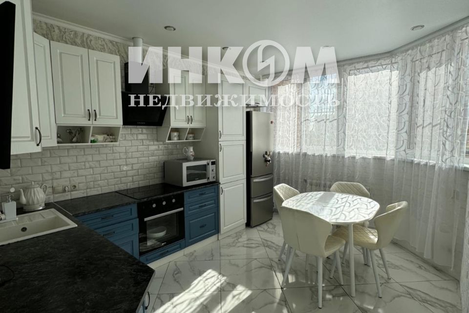 Продаётся 3-комнатная квартира, 82 м²