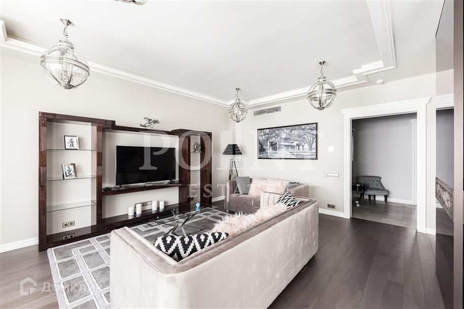 Сдаётся 3-комнатная квартира, 140 м²