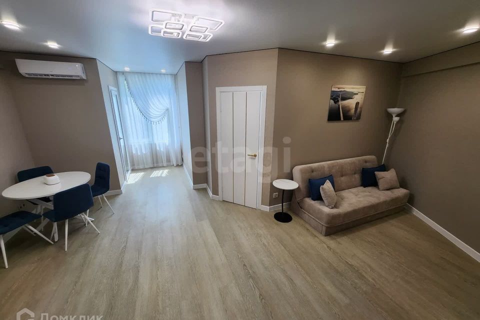 Сдаётся 2-комнатная квартира, 42 м²