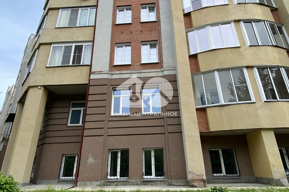 Продаётся 2-комнатная квартира, 76.5 м²