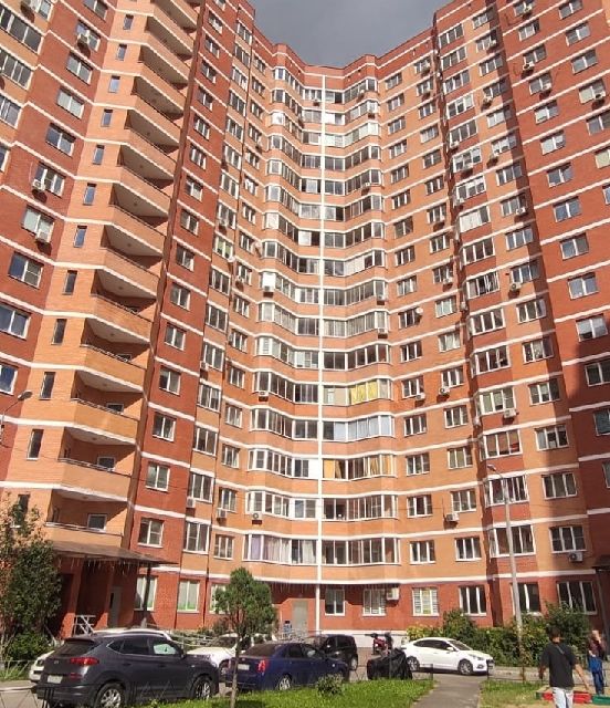 Продаётся 1-комнатная квартира, 49.3 м²