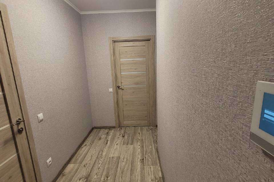 Продаётся 1-комнатная квартира, 38 м²
