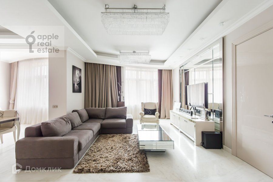Сдаётся 2-комнатная квартира, 110 м²