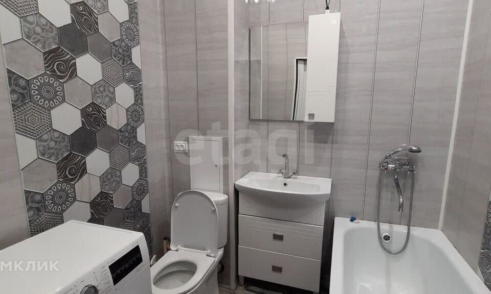 Сдаётся 2-комнатная квартира, 52 м²