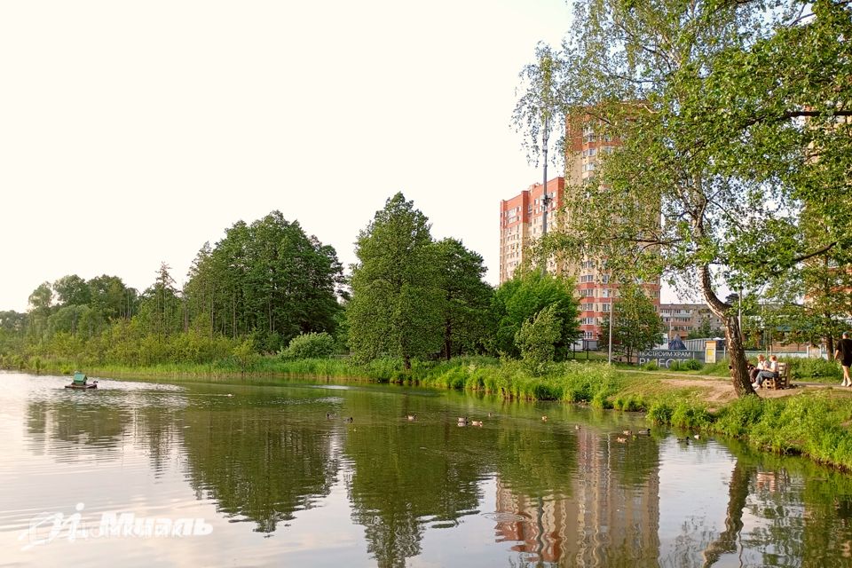 Продаётся 1-комнатная квартира, 37.9 м²