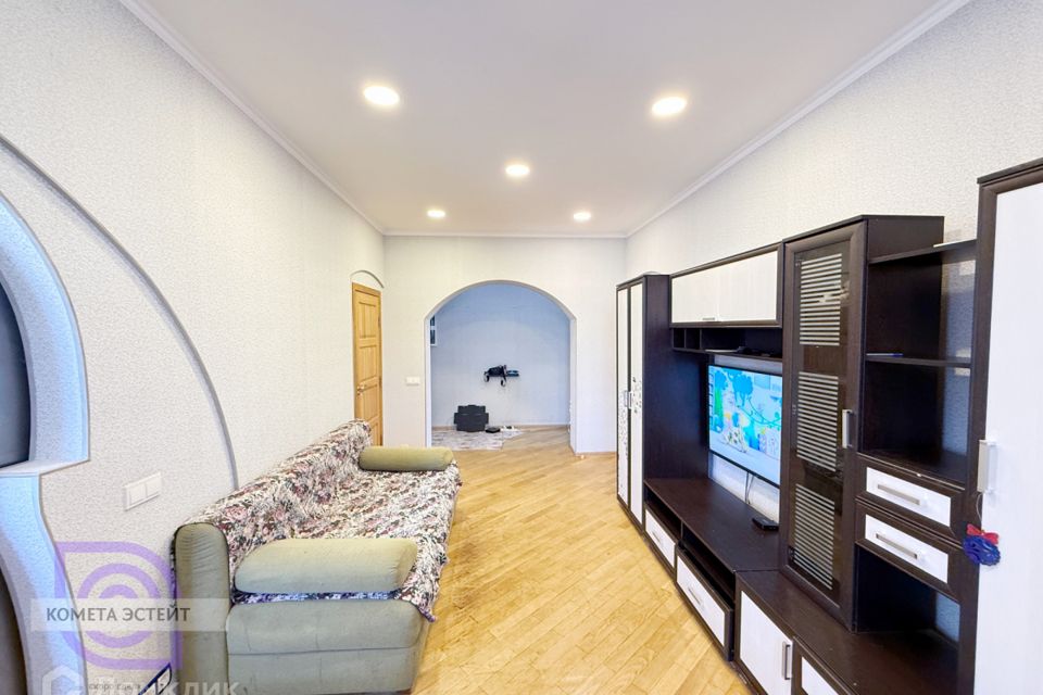 Продаётся 4-комнатная квартира, 70 м²