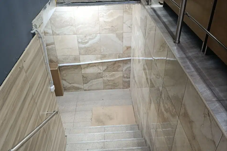 Сдаётся помещение своб. назначения, 250 м²