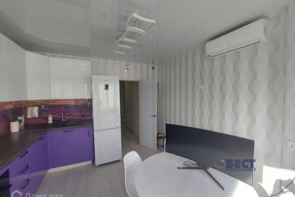 Продаётся 2-комнатная квартира, 64 м²