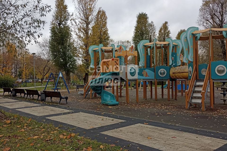 Сдаётся 2-комнатная квартира, 52 м²