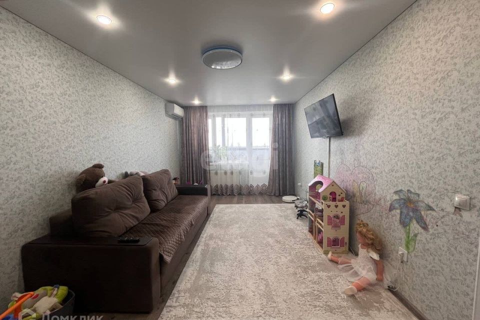 Продаётся 2-комнатная квартира, 58.4 м²