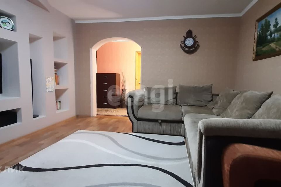 Продаётся 3-комнатная квартира, 68.7 м²