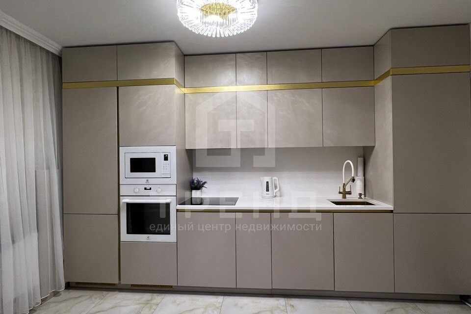 Продаётся 3-комнатная квартира, 80 м²