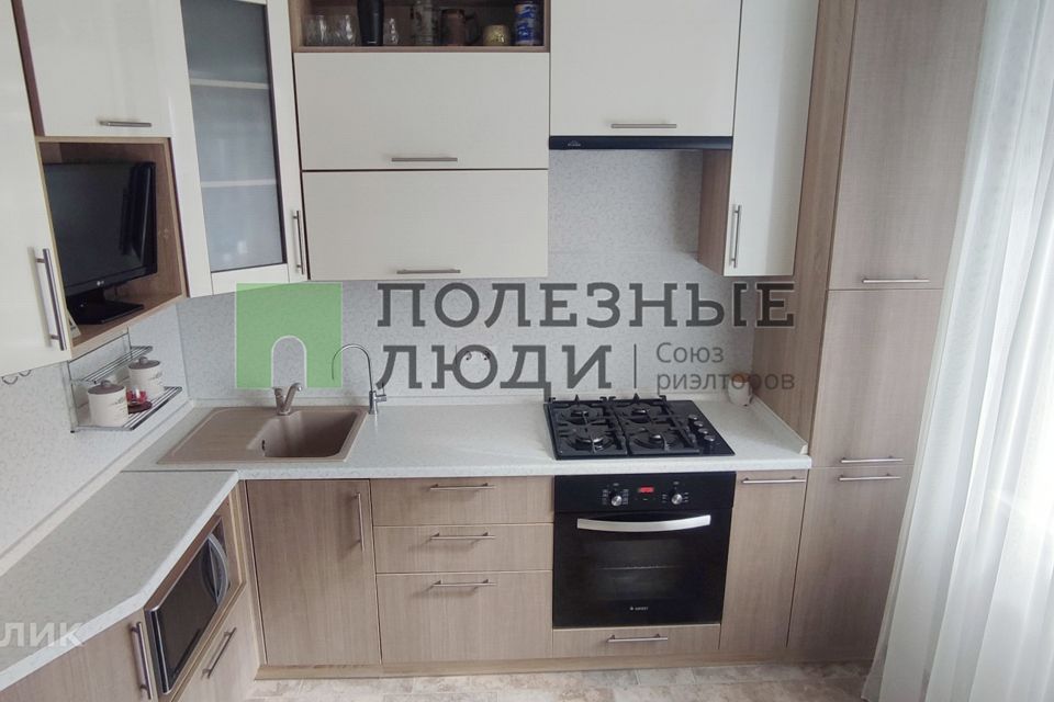 Продаётся 2-комнатная квартира, 56.3 м²
