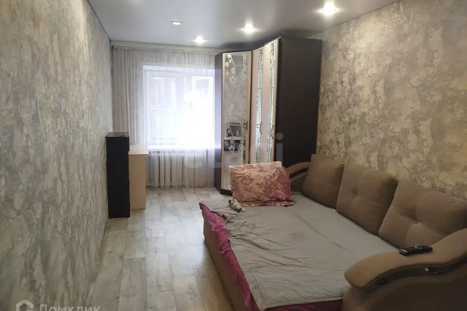 Продаётся 3-комнатная квартира, 57.8 м²