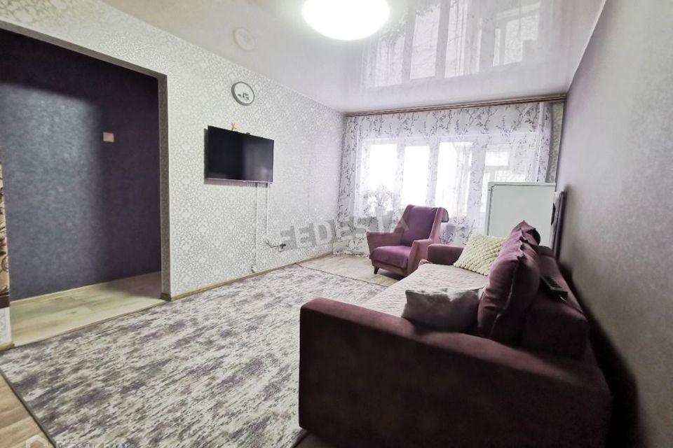 Продаётся 3-комнатная квартира, 58.1 м²