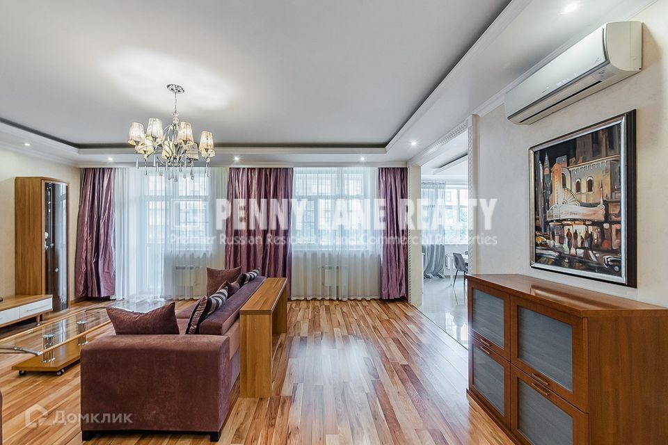 Сдаётся 3-комнатная квартира, 154 м²