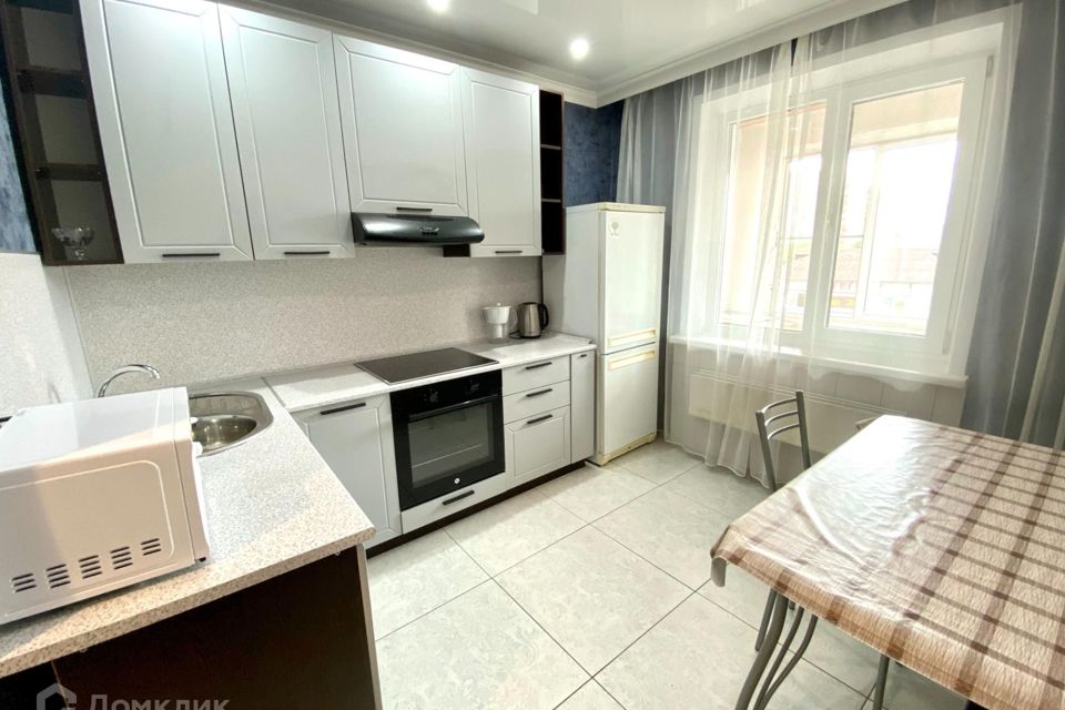 Продаётся 2-комнатная квартира, 61.4 м²