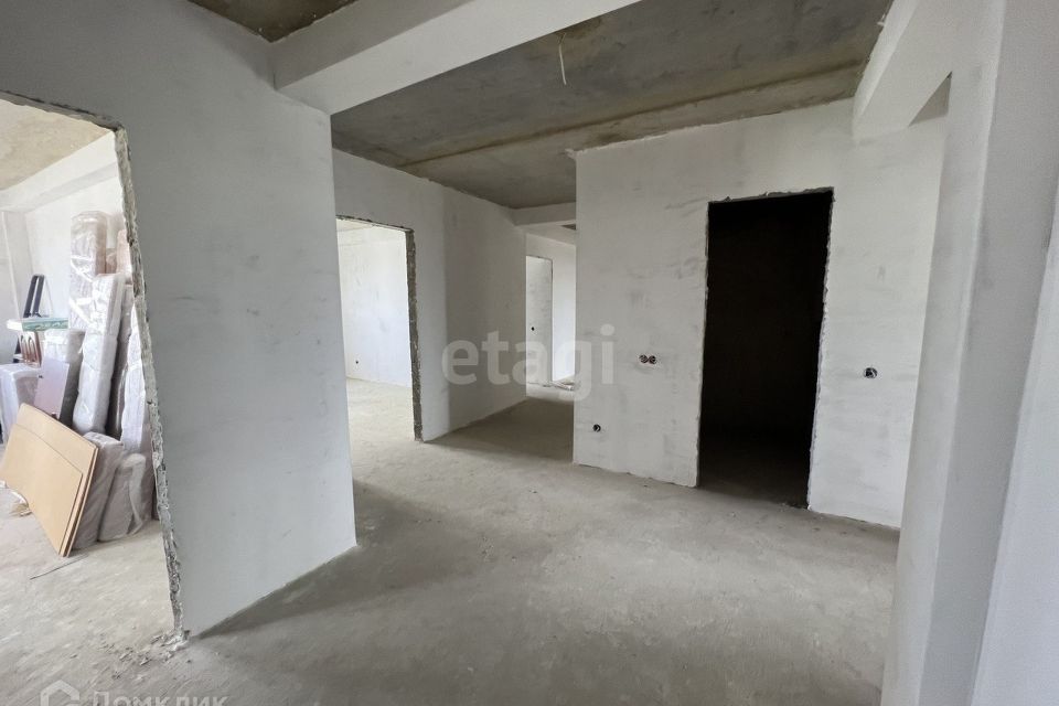 Продаётся 4-комнатная квартира, 119 м²