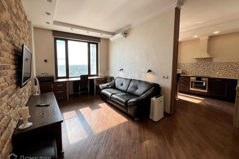 Сдаётся 1-комнатная квартира, 50 м²
