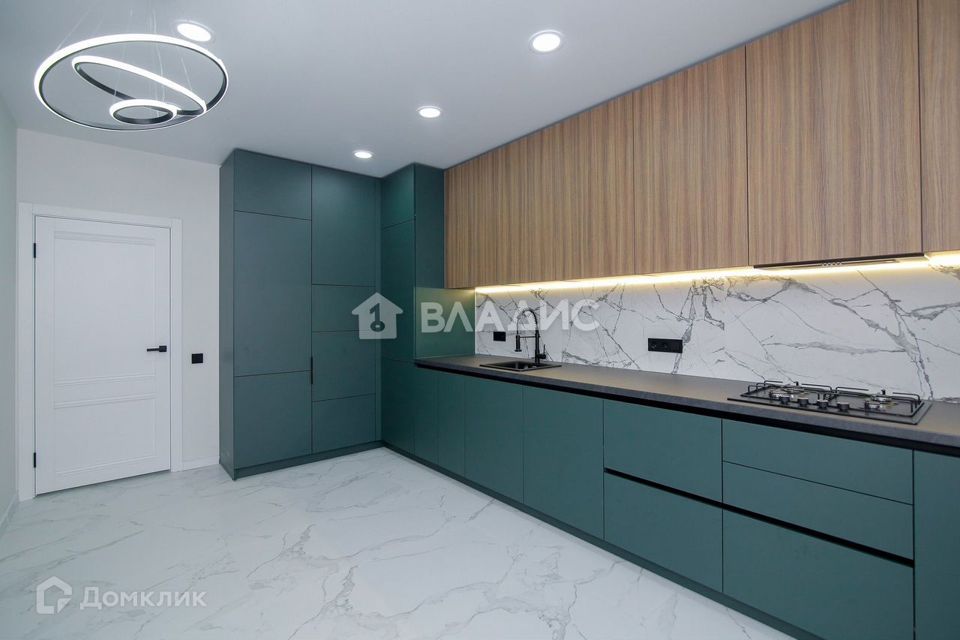 Продаётся 2-комнатная квартира, 75 м²