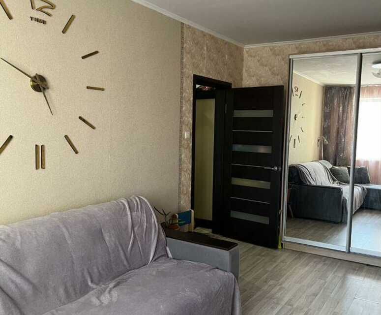 Сдаётся 2-комнатная квартира, 56 м²