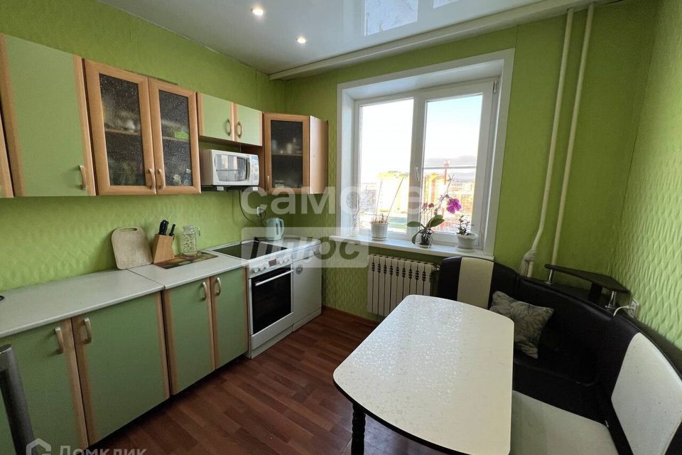 Продаётся 4-комнатная квартира, 79.3 м²