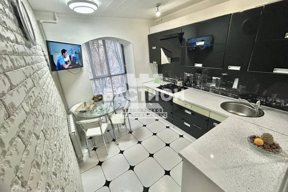 Продаётся 2-комнатная квартира, 52.3 м²