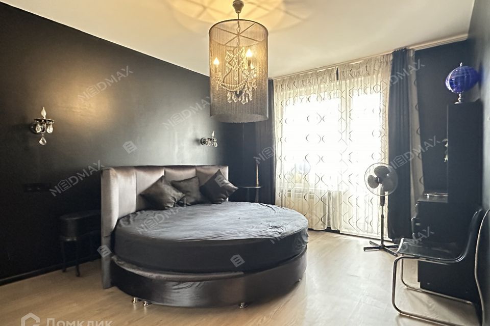 Продаётся 3-комнатная квартира, 110 м²