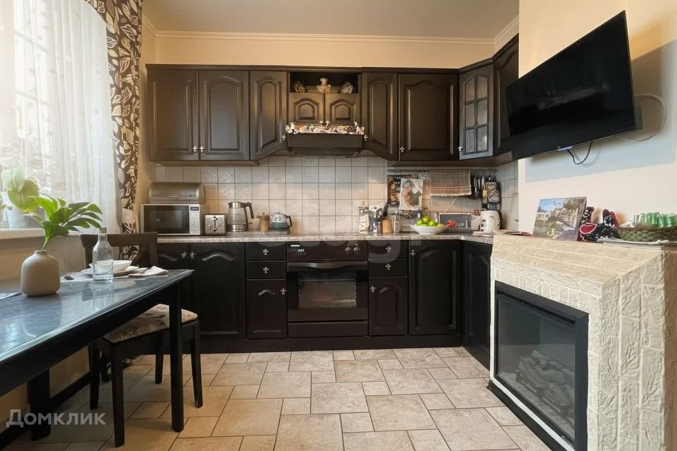 Продаётся 2-комнатная квартира, 58.3 м²