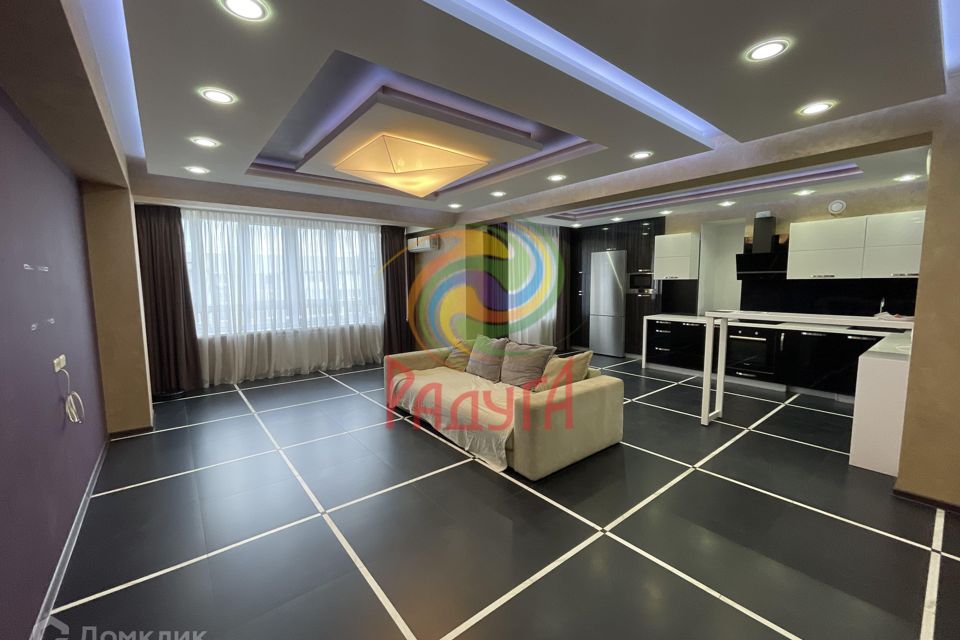 Продаётся 3-комнатная квартира, 100.9 м²