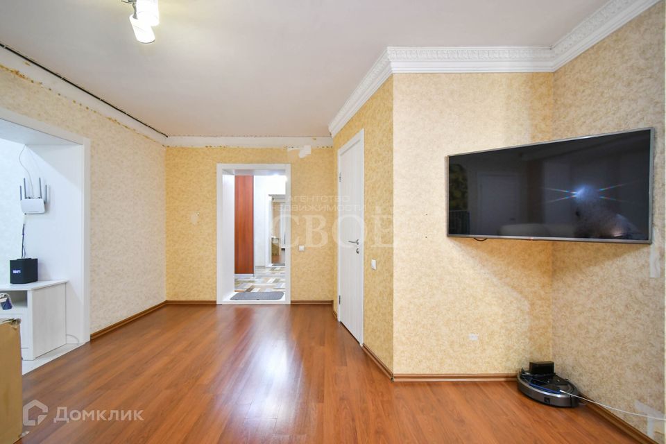Продаётся 4-комнатная квартира, 143.3 м²