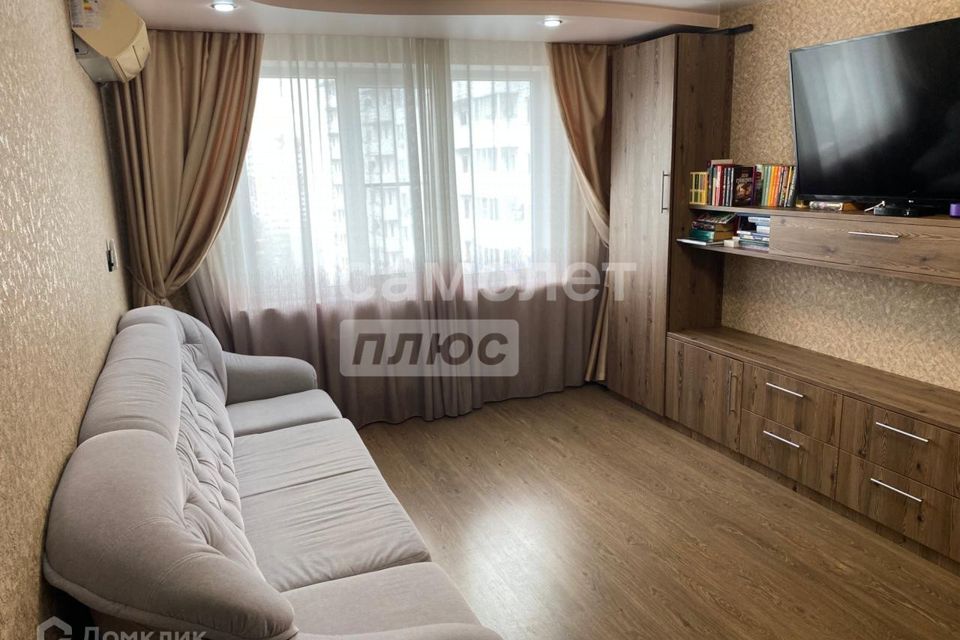 Продаётся 3-комнатная квартира, 78.4 м²