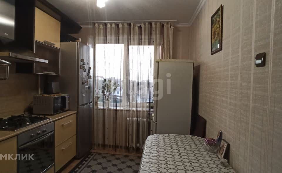 Продаётся 4-комнатная квартира, 72.8 м²