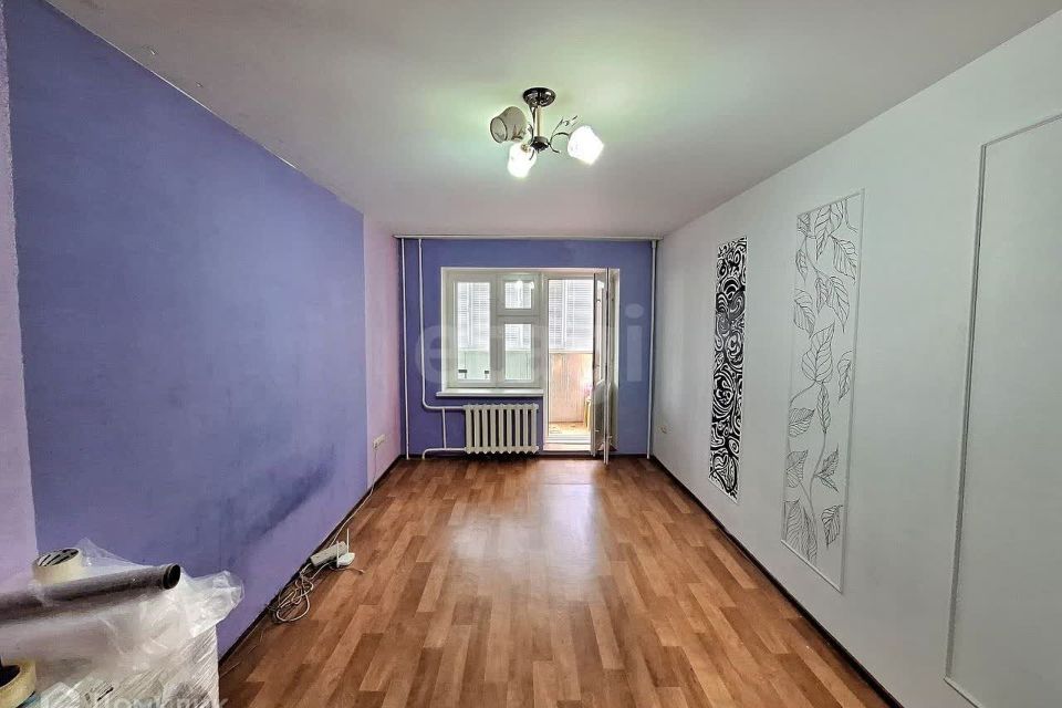 Продаётся 1-комнатная квартира, 35.9 м²
