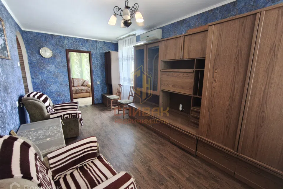 Продаётся 3-комнатная квартира, 57.7 м²