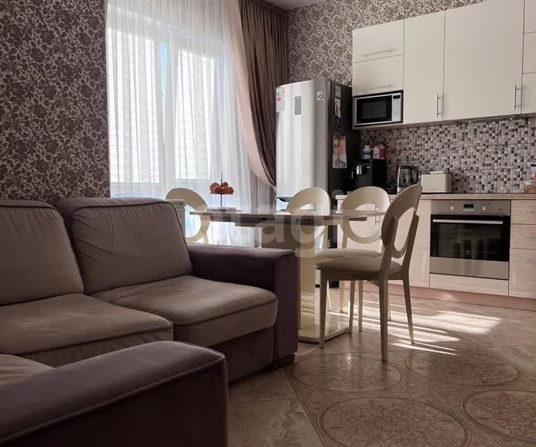 Продаётся 2-комнатная квартира, 68.3 м²