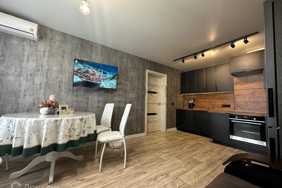 Продаётся 3-комнатная квартира, 80 м²