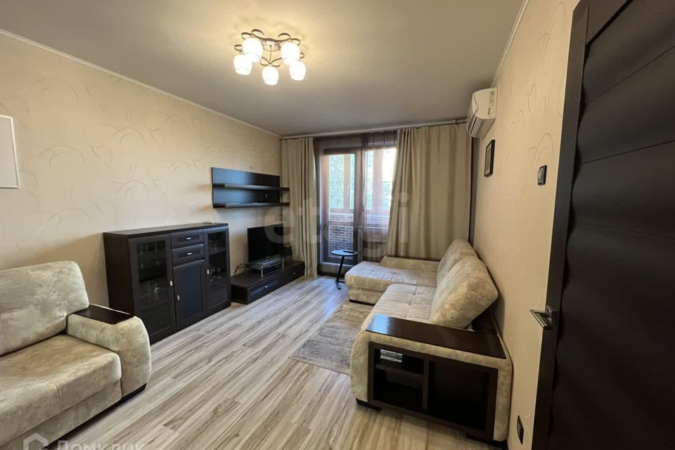 Продаётся 1-комнатная квартира, 37.5 м²