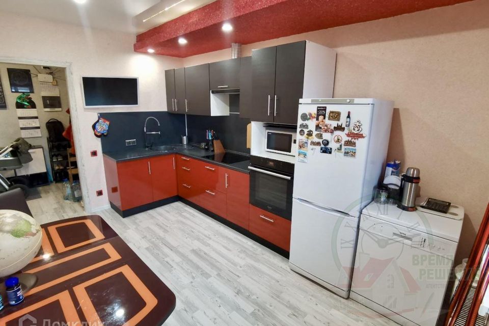 Продаётся 2-комнатная квартира, 68.2 м²
