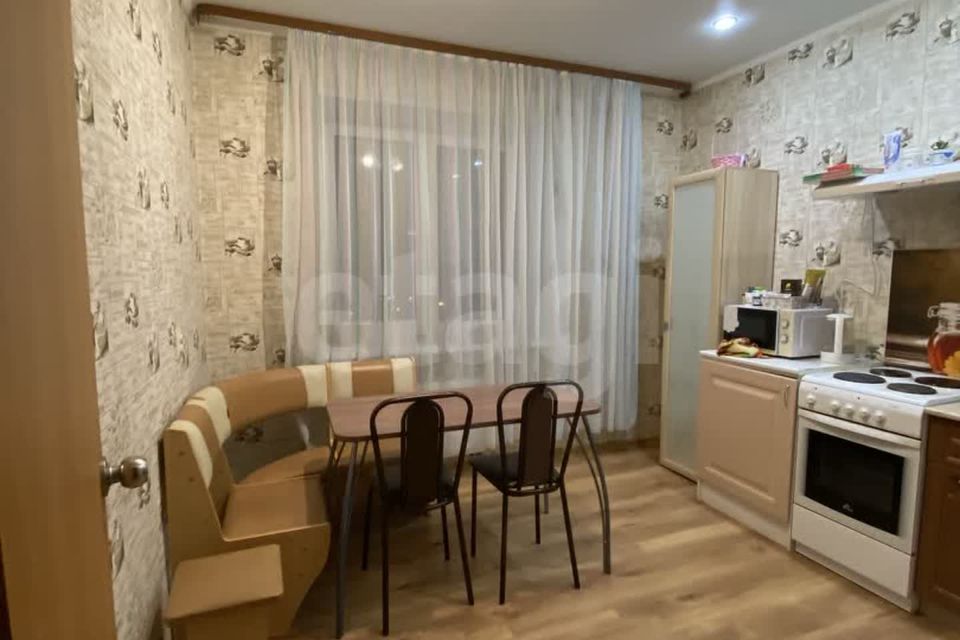 Продаётся 2-комнатная квартира, 62.4 м²
